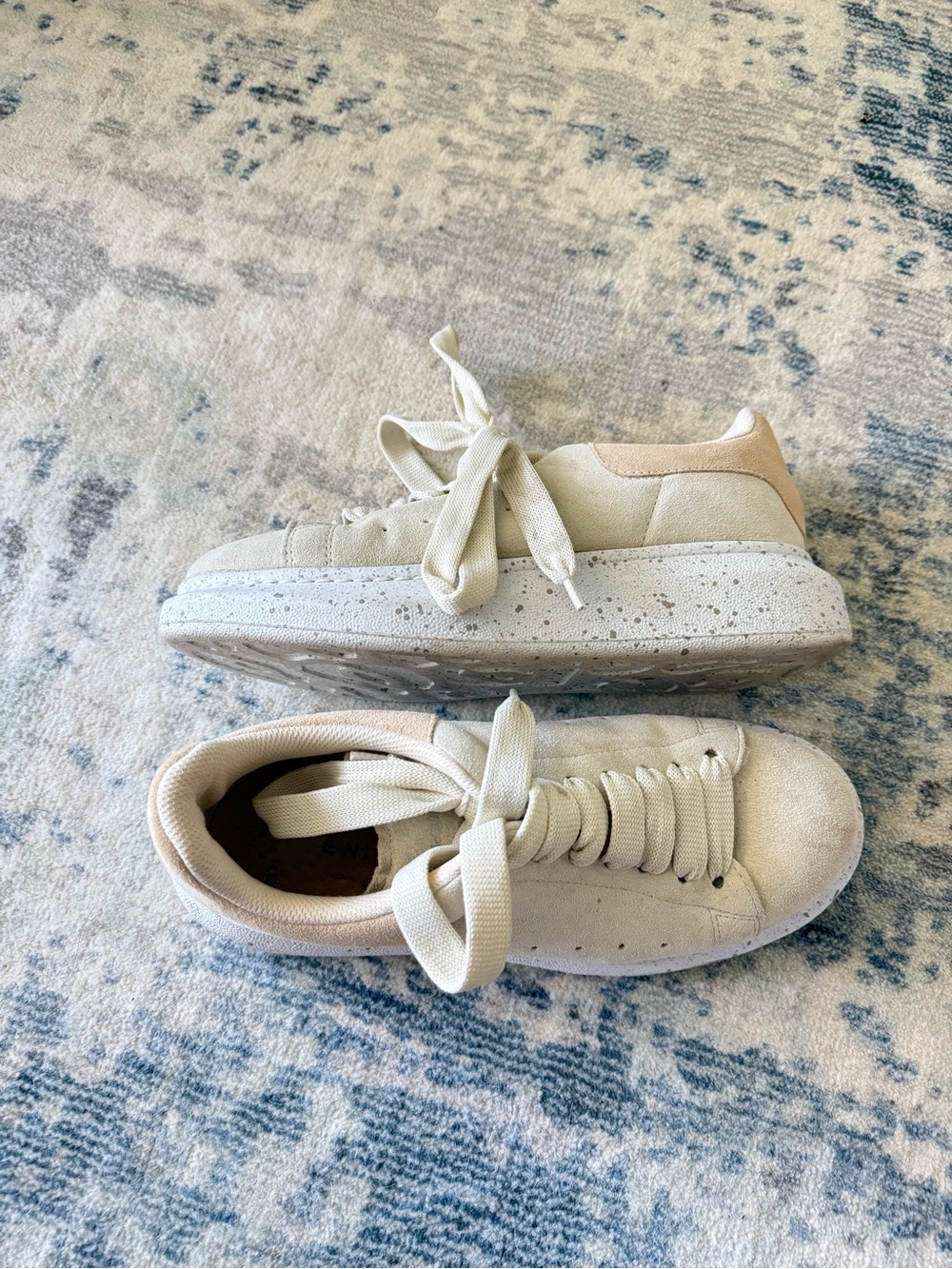 Alexander McQueen Cream White Sneakers with Speckled Sole